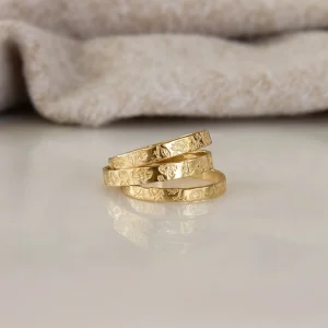 Mini Birth Flower Band Gold Silver Ring Personalized
